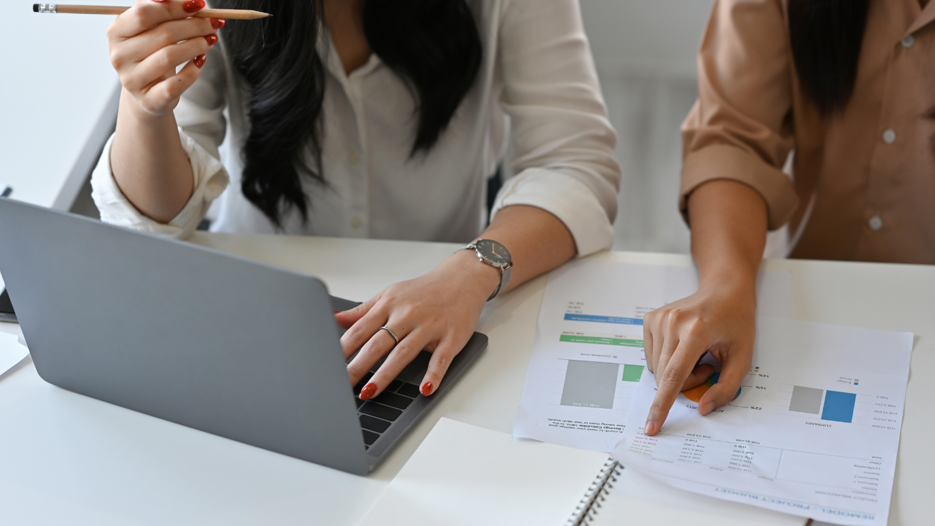 Soft geometric textures